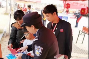 90后司機(jī)的“品質(zhì)服務(wù)”法寶真管用，乘客花式點(diǎn)贊